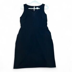A New Day Black Sleeveless V-Neck Dress - Size L